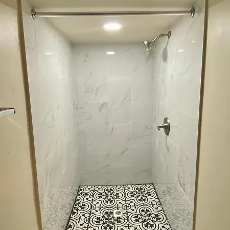 Historic Townhouse Oasis With En-Suite Bathroom Philadelphia Room photo