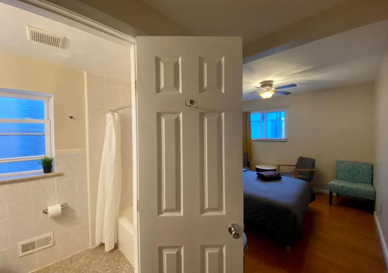 Historic Townhouse Oasis With En-suite Bathroom