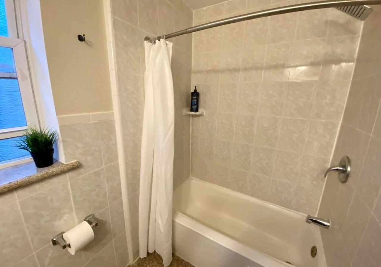 Apartment Historic Townhouse Oasis With En-suite Bathroom