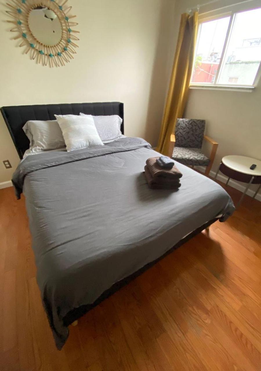 Historic Townhouse Oasis With En-suite Bathroom Apartment *