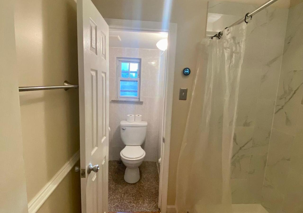 Historic Townhouse Oasis With En-suite Bathroom Philadelphia
