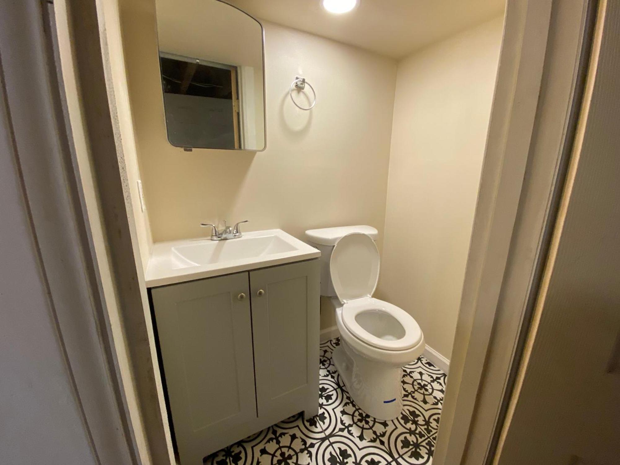 Historic Townhouse Oasis With En-suite Bathroom Philadelphia